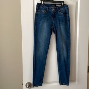 Aeropostale Jeggings size 4 short/court.  Like New